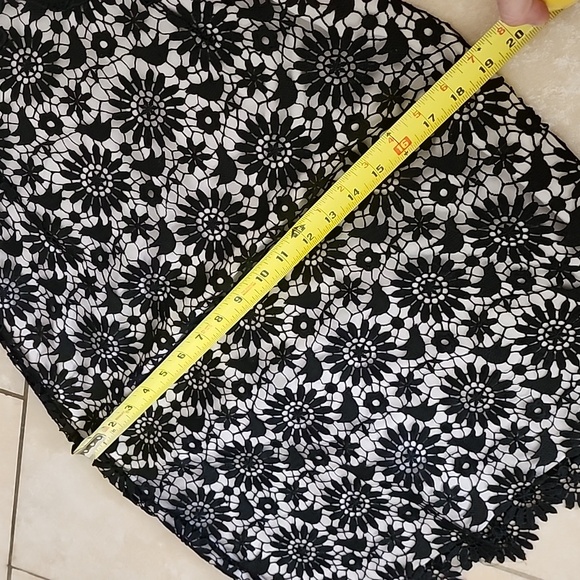 Karen Millen Black and White Lace Midi Dress - Picture 11 of 16